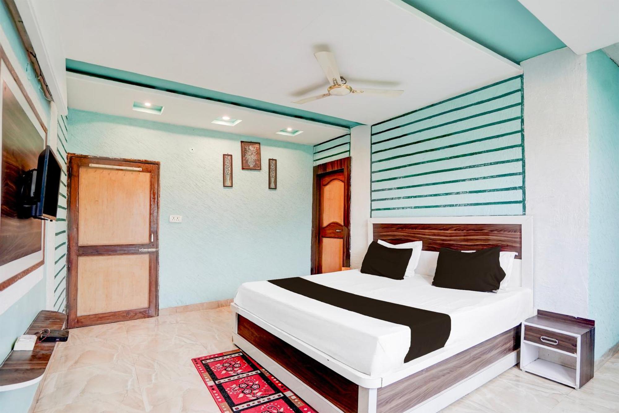 Spot On Pachmarhi Hills Hotel Exterior photo